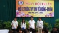 Học sinh khối 12 tri ân cha mẹ và thầy cô