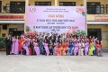 Phó Thủ tướng Vũ Đức Đam chúc mừng các thầy giáo cô giáo trường Đinh Tiên Hoàng nhân 37 năm ngày nhà giáo Việt Nam